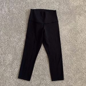 Wunder Under Crop (High-Rise)  Full-On Luon